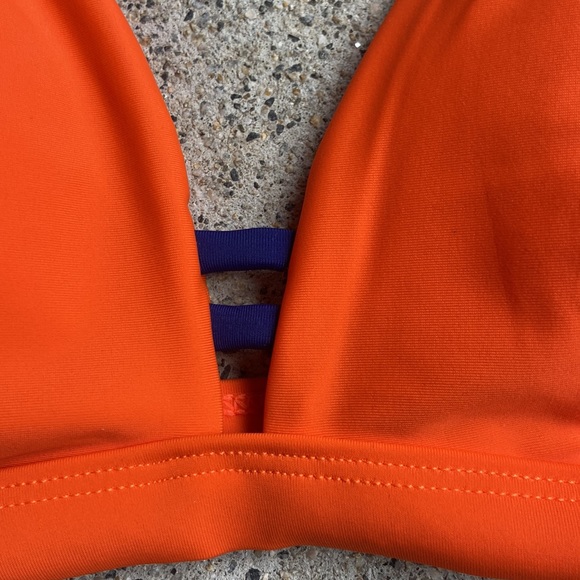 medium bikini top - Picture 2 of 3